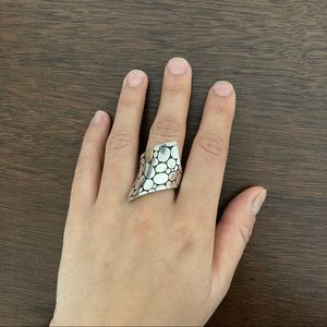 John hardy kali pebble saddle contour ring sz 7